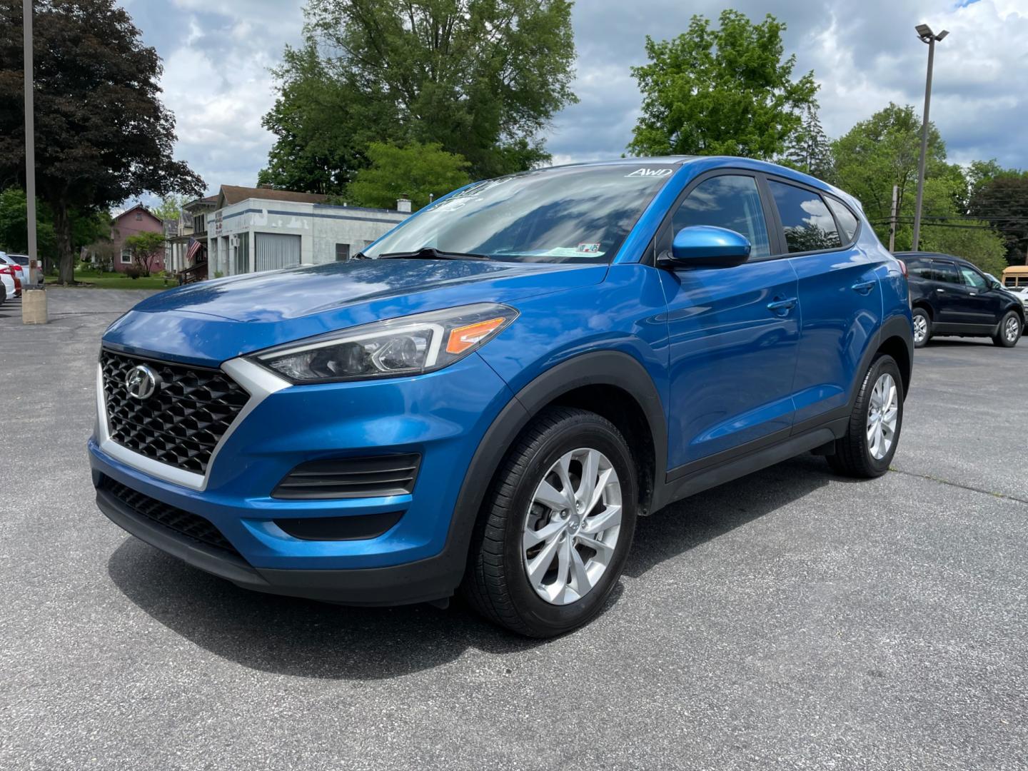 2019 blue Hyundai Tucson SE AWD (KM8J2CA41KU) with an 2.0L L4 DOHC 16V engine, 6A transmission, located at 101 N. Main Street, Muncy, PA, 17756, (570) 546-5462, 41.207691, -76.785942 - Photo#0